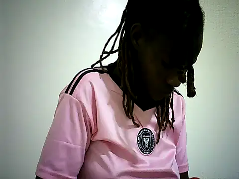 Snapshot of Pierra77 chatting on October 21, 2025, 10:36 am Pierra77 online show from October 21, 2025, 10:36 am