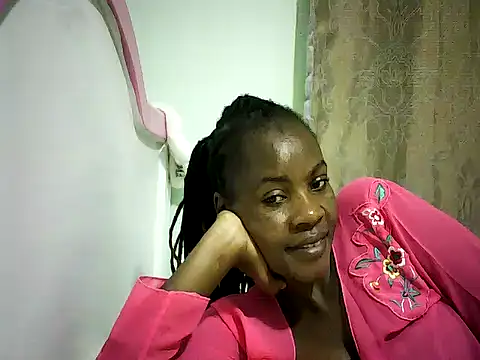 Snapshot of Pierra77 chatting on November 20, 2025, 7:42 am Pierra77 online show from November 20, 2025, 7:42 am