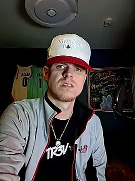 Snapshot of traejddd chatting on April 1, 2026, 1:30 am traejddd online show from April 1, 2026, 1:30 am