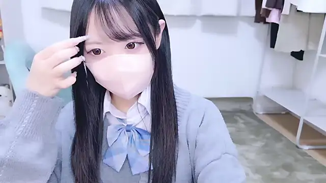 Suzu ch xx online show from October 25, 2025, 2:07 pm