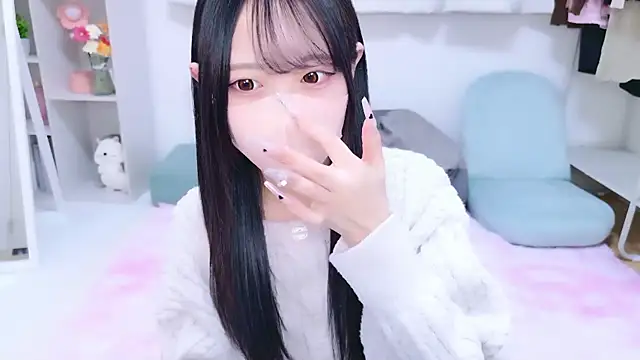 Suzu ch xx online show from November 13, 2025, 1:04 pm