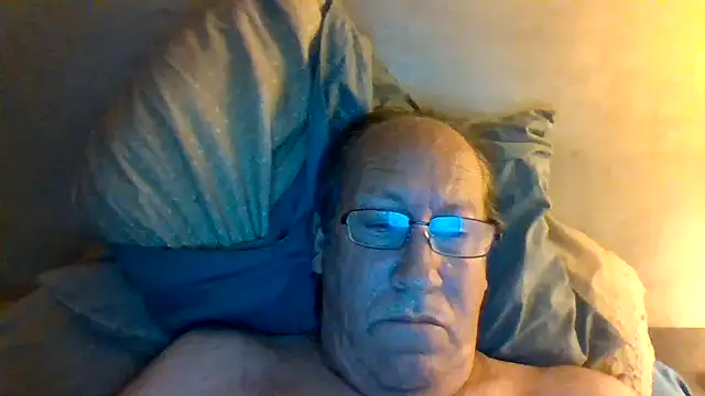 Snapshot of hornyrich69 chatting on May 29, 2026, 6:08 am hornyrich69 online show from May 29, 2026, 6:08 am