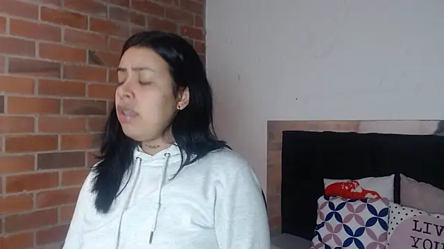 Snapshot of salome__hills1 chatting on December 5, 2025, 4:16 pm salome hills1 online show from December 5, 2025, 4:16 pm