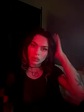 Snapshot of LinnWy69 chatting on December 20, 2025, 7:22 am LinnWy69 online show from December 20, 2025, 7:22 am