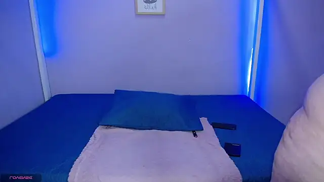 ari rossee online show from October 28, 2025, 6:29 pm