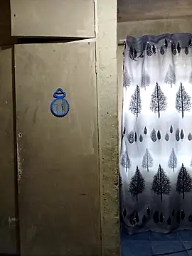 Snapshot of FreakyAngel3X chatting on December 1, 2025, 9:32 am FreakyAngel3X online show from December 1, 2025, 9:32 am