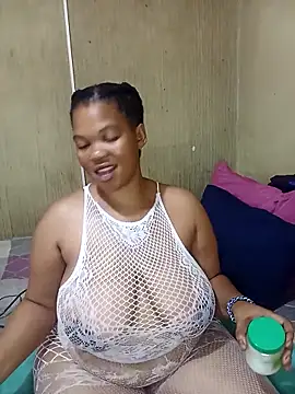 Snapshot of FreakyAngel3X chatting on November 26, 2025, 10:26 am FreakyAngel3X online show from November 26, 2025, 10:26 am