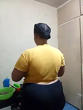 Snapshot of FreakyAngel3X chatting on November 22, 2025, 3:44 pm FreakyAngel3X online show from November 22, 2025, 3:44 pm