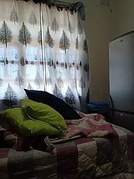 Snapshot of FreakyAngel3X chatting on July 5, 2026, 9:49 am FreakyAngel3X online show from July 5, 2026, 9:49 am