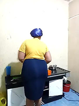 Snapshot of FreakyAngel3X chatting on November 30, 2025, 5:36 pm FreakyAngel3X online show from November 30, 2025, 5:36 pm