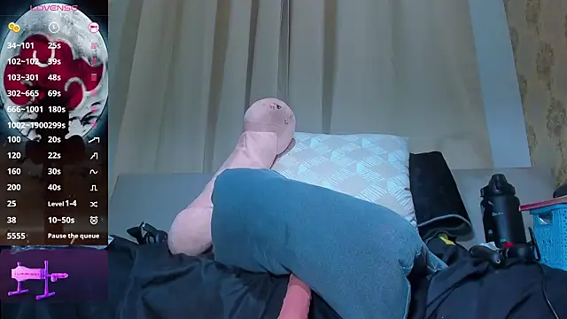 Snapshot of anya_weisz chatting on October 18, 2025, 5:09 am anya weisz online show from October 18, 2025, 5:09 am