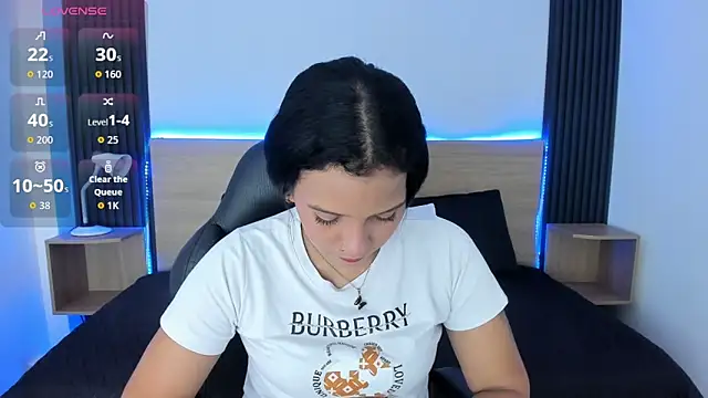 Snapshot of Chiqui_milk_ chatting on October 11, 2025, 6:53 pm Chiqui milk online show from October 11, 2025, 6:53 pm