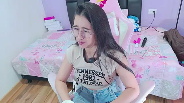 im-eliza online show from April 25, 2026, 1:41 pm