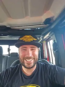 Snapshot of JeepinAround chatting on September 30, 2025, 11:33 pm JeepinAround online show from September 30, 2025, 11:33 pm