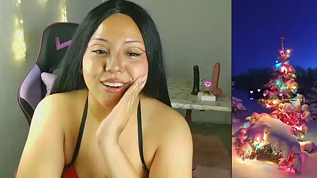 Snapshot of PurpleHaze17 chatting on December 14, 2025, 5:46 am PurpleHaze17 online show from December 14, 2025, 5:46 am