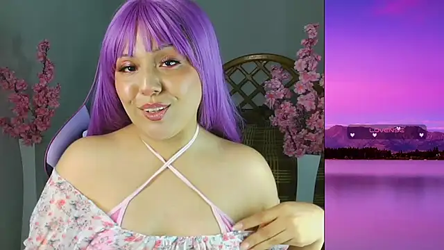 Snapshot of PurpleHaze17 chatting on November 14, 2025, 11:08 pm PurpleHaze17 online show from November 14, 2025, 11:08 pm