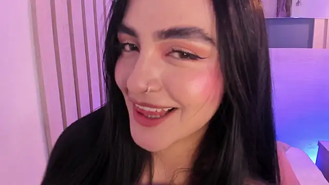 Snapshot of miel_gomez chatting on November 4, 2025, 8:12 pm miel gomez online show from November 4, 2025, 8:12 pm