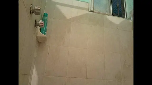 ElGiyuu25 online show from April 1, 2026, 9:12 pm