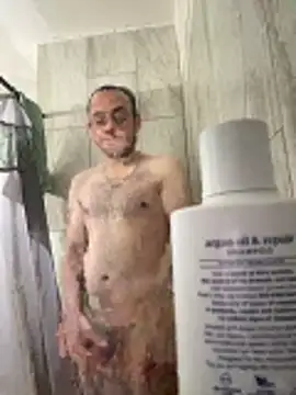 prinsesa1402 online show from March 23, 2026, 6:19 pm