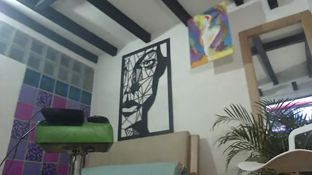Snapshot of thirstymoonxx chatting on May 16, 2026, 4:55 am thirstymoonxx online show from May 16, 2026, 4:55 am