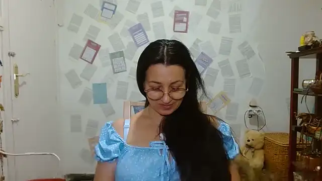 Snapshot of KeisyNeonX chatting on August 6, 2026, 3:51 pm KeisyNeonX online show from August 6, 2026, 3:51 pm