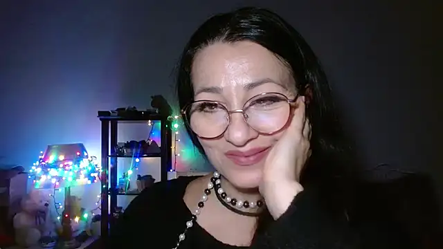 Snapshot of KeisyNeonX chatting on February 16, 2026, 8:18 pm KeisyNeonX online show from February 16, 2026, 8:18 pm