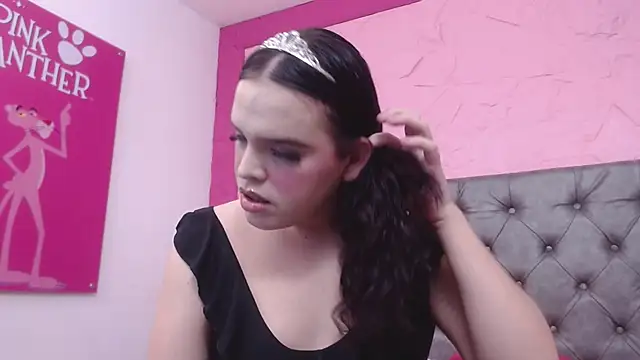 Snapshot of Pearl_Michelts chatting on July 17, 2026, 1:08 pm Pearl Michelts online show from July 17, 2026, 1:08 pm