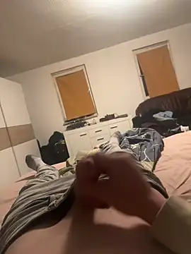 sollzii online show from January 16, 2025, 4:39 pm