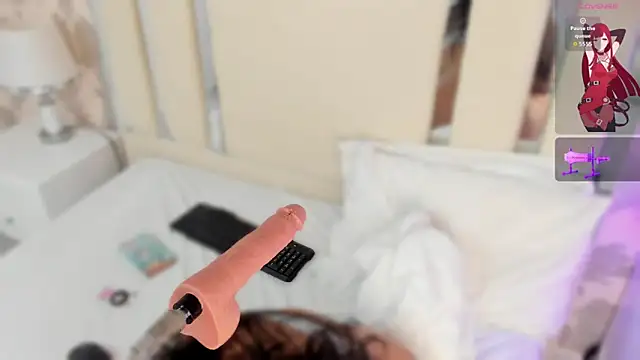 Miliaangeles online show from December 3, 2025, 12:37 pm