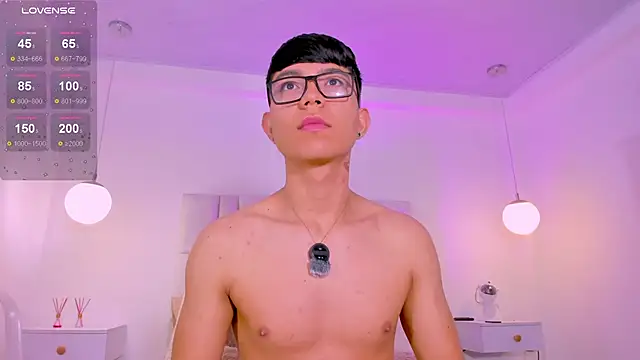 Snapshot of CodyTwink chatting on June 19, 2026, 12:00 pm CodyTwink online show from June 19, 2026, 12:00 pm