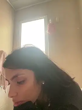 Snapshot of DeuxGold chatting on February 21, 2026, 8:44 pm DeuxGold online show from February 21, 2026, 8:44 pm