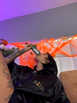 Snapshot of DeuxGold chatting on October 23, 2025, 3:49 am DeuxGold online show from October 23, 2025, 3:49 am