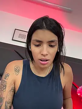 Snapshot of DeuxGold chatting on December 4, 2025, 3:05 am DeuxGold online show from December 4, 2025, 3:05 am