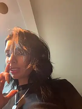 Snapshot of DeuxGold chatting on September 28, 2025, 3:57 am DeuxGold online show from September 28, 2025, 3:57 am