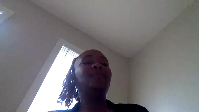 Snapshot of AllLeggs chatting on December 11, 2024, 8:18 pm AllLeggs online show from December 11, 2024, 8:18 pm