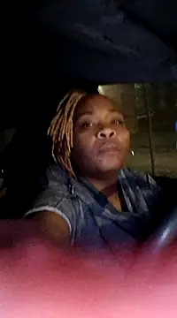 Snapshot of AllLeggs chatting on December 24, 2024, 1:16 am AllLeggs online show from December 24, 2024, 1:16 am