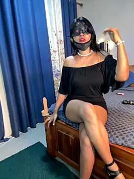 Snapshot of Cinderella-98 chatting on October 10, 2025, 5:19 am Cinderella-98 online show from October 10, 2025, 5:19 am