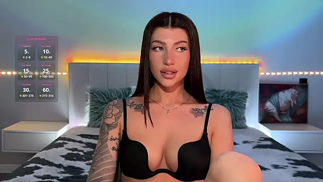 ellie miu online show from June 1, 2026, 5:23 pm