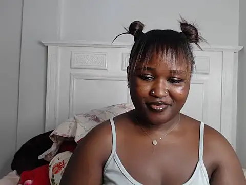 Snapshot of Kim_nasty chatting on October 17, 2025, 7:37 pm Kim nasty online show from October 17, 2025, 7:37 pm