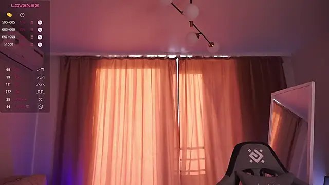 Snapshot of AnuricBriny chatting on March 21, 2025, 3:12 am AnuricBriny online show from March 21, 2025, 3:12 am