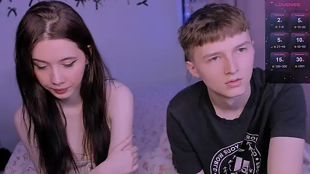 Snapshot of CoddleWeeper_ chatting on February 22, 2026, 12:29 pm CoddleWeeper online show from February 22, 2026, 12:29 pm