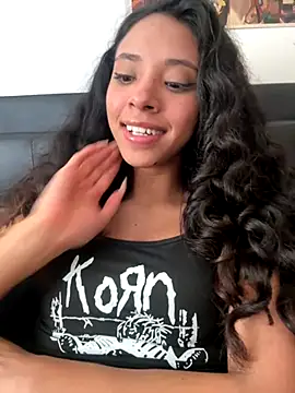 Snapshot of Miss_freydis chatting on November 21, 2025, 3:00 pm Miss freydis online show from November 21, 2025, 3:00 pm