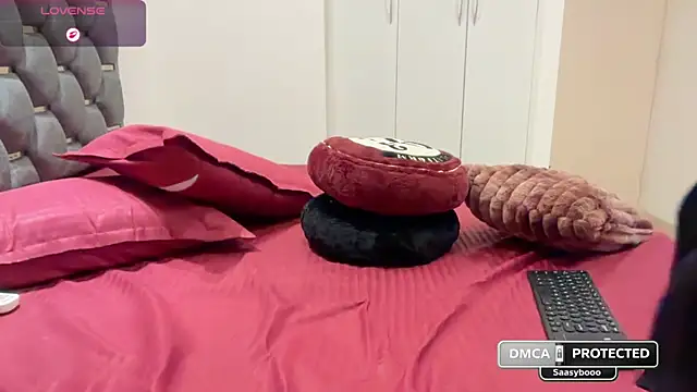 Unique-Beauty online show from May 2, 2026, 4:56 pm