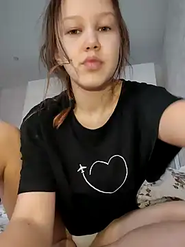 Snapshot of _AnMiss_ chatting on November 28, 2025, 10:48 am AnMiss online show from November 28, 2025, 10:48 am