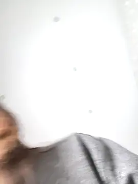 Snapshot of _AnMiss_ chatting on December 2, 2025, 4:52 pm AnMiss online show from December 2, 2025, 4:52 pm