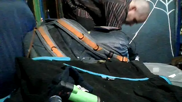 Snapshot of robeaulieu02 chatting on December 2, 2025, 7:21 am robeaulieu02 online show from December 2, 2025, 7:21 am