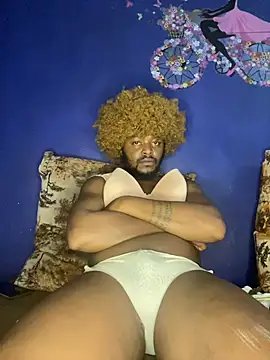 Snapshot of Freaky_Vannahs chatting on July 8, 2026, 5:02 pm Freaky Vannahs online show from July 8, 2026, 5:02 pm
