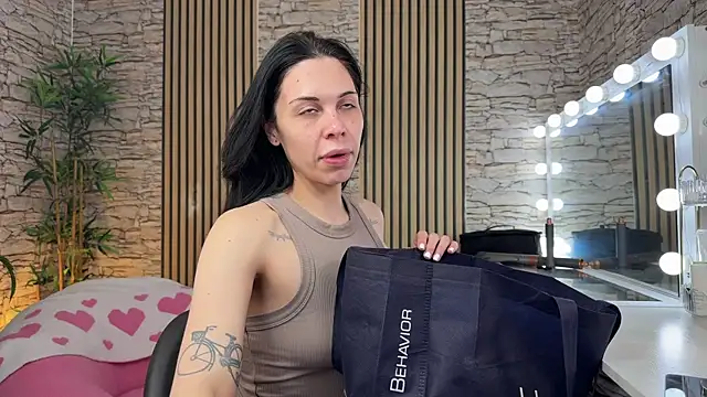 NattyFierros online show from February 5, 2026, 12:06 am