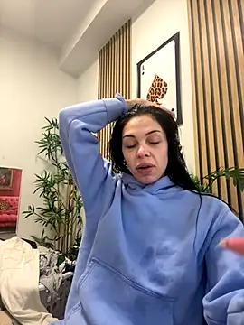 Snapshot of NattyFierros chatting on November 18, 2025, 9:07 pm NattyFierros online show from November 18, 2025, 9:07 pm