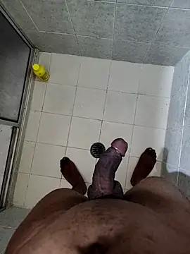 Snapshot of Negrotnt11 chatting on November 6, 2025, 1:09 am Negrotnt11 online show from November 6, 2025, 1:09 am